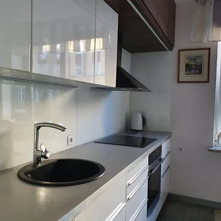 شقة Swietojanska